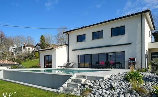 House in Montastruc-la-Conseillere, Occitania, France 1