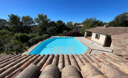 Villa in Tourrettes-sur-Loup, Provence-Alpes-Côte d'Azur, France 1