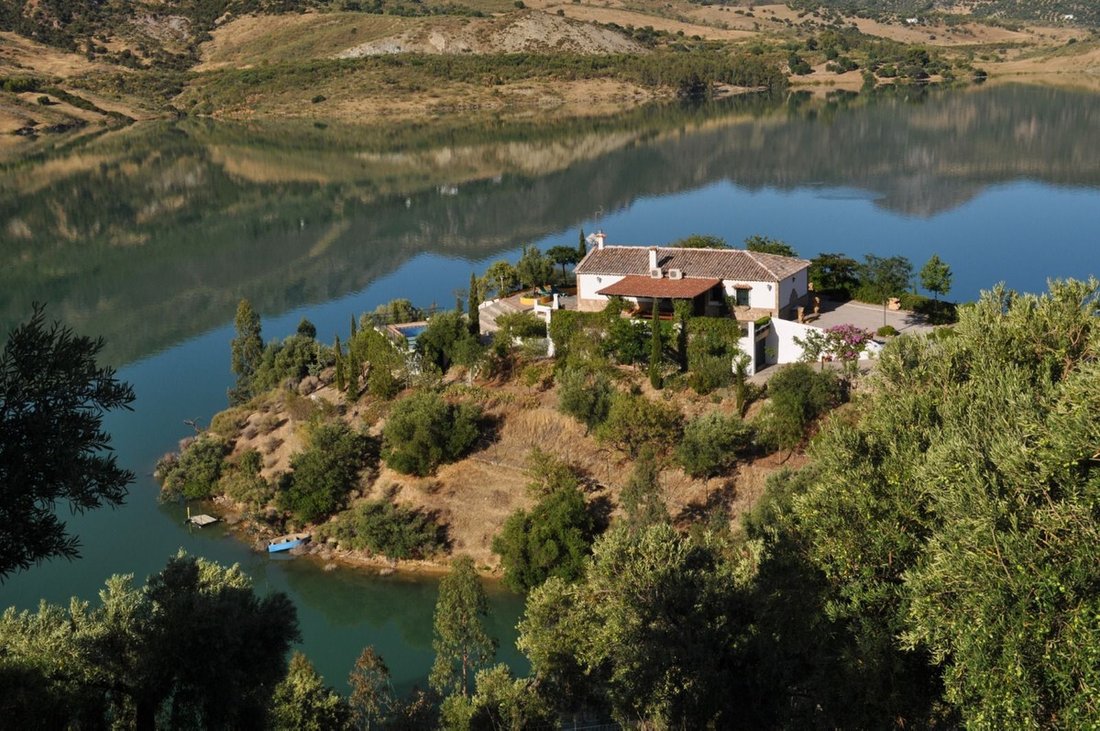 Villa in El Gastor, Andalusia, Spain 1 - 16123356