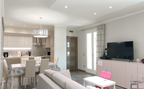 Penthouse in Ponzano-Carraia, Empoli, Tuscany 1