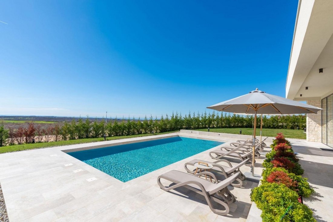 Villa in Brtonigla, Istria County, Croatia 5 - 16127146