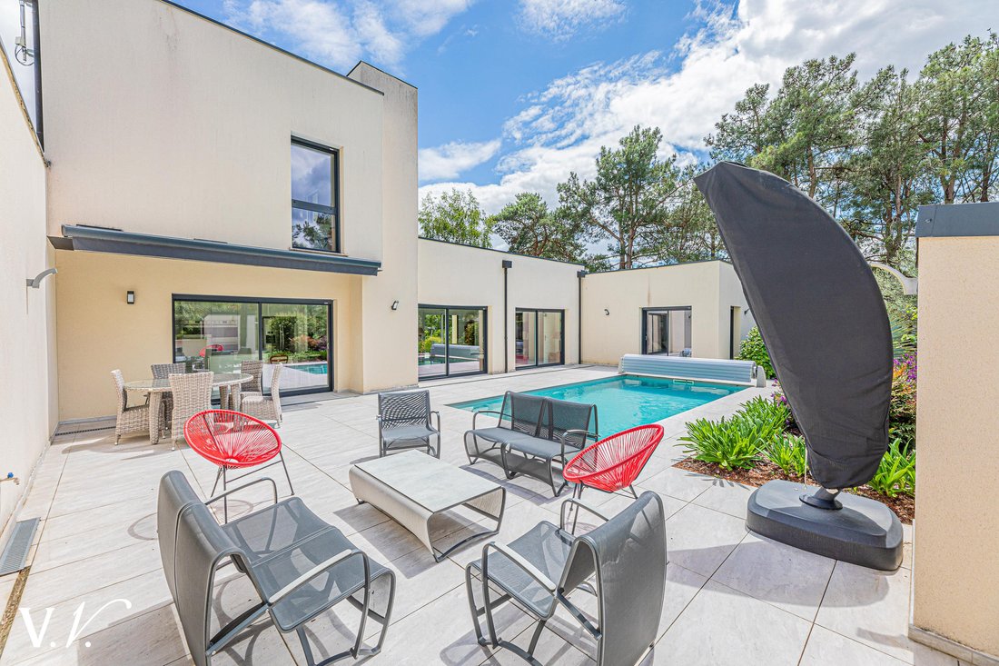 House in Saint-Avertin, Centre-Val de Loire, France 2 - 16126633