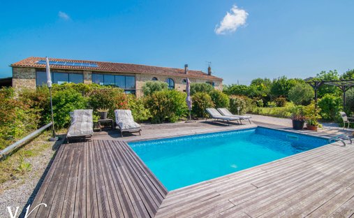 Château Villefranche De Lauragais 800.0 Sqm 12 Bedrooms