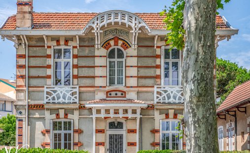 Villa in Aiguillon, Arcachon, France 1