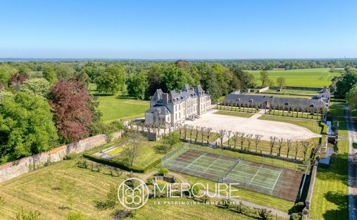 20 Minutes From The Sea : 19th C. Neogothic Style Chateau In Normandy