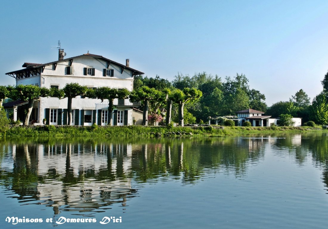 Villa in Bayonne, Nouvelle-Aquitaine, France 1 - 16126342