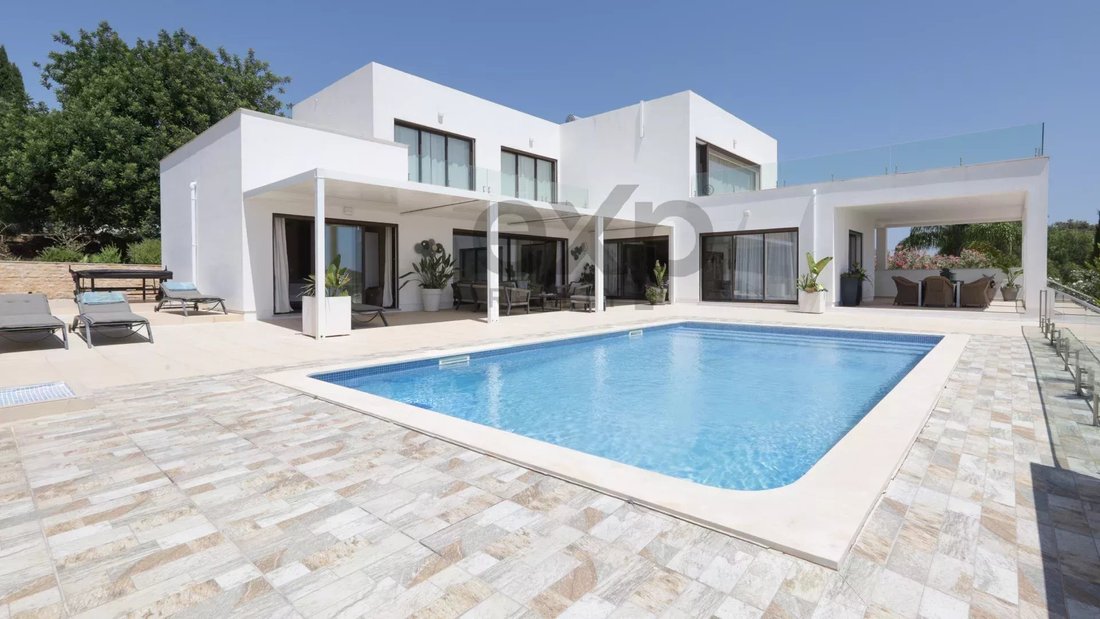 House in Mexilhoeira Grande, Algarve, Portugal 5 - 16123901
