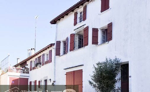 House in La Bastide-Clairence, Nouvelle-Aquitaine, France 1