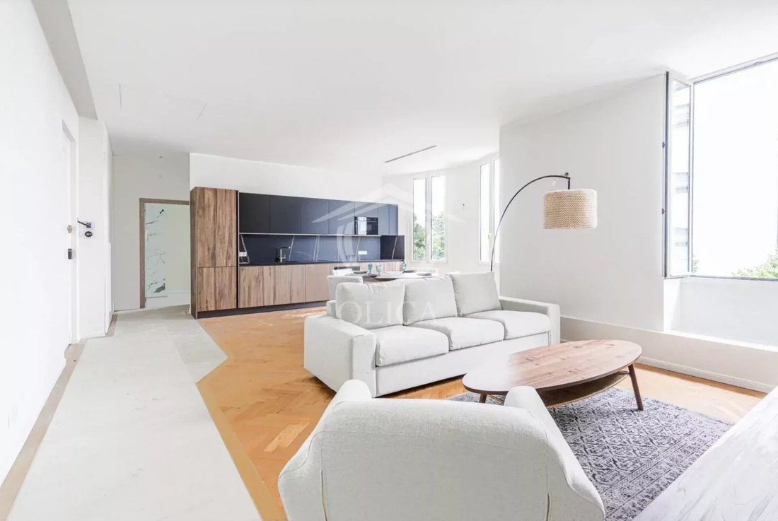 Apartment in Le Port, Nice, France 1 - 16123328