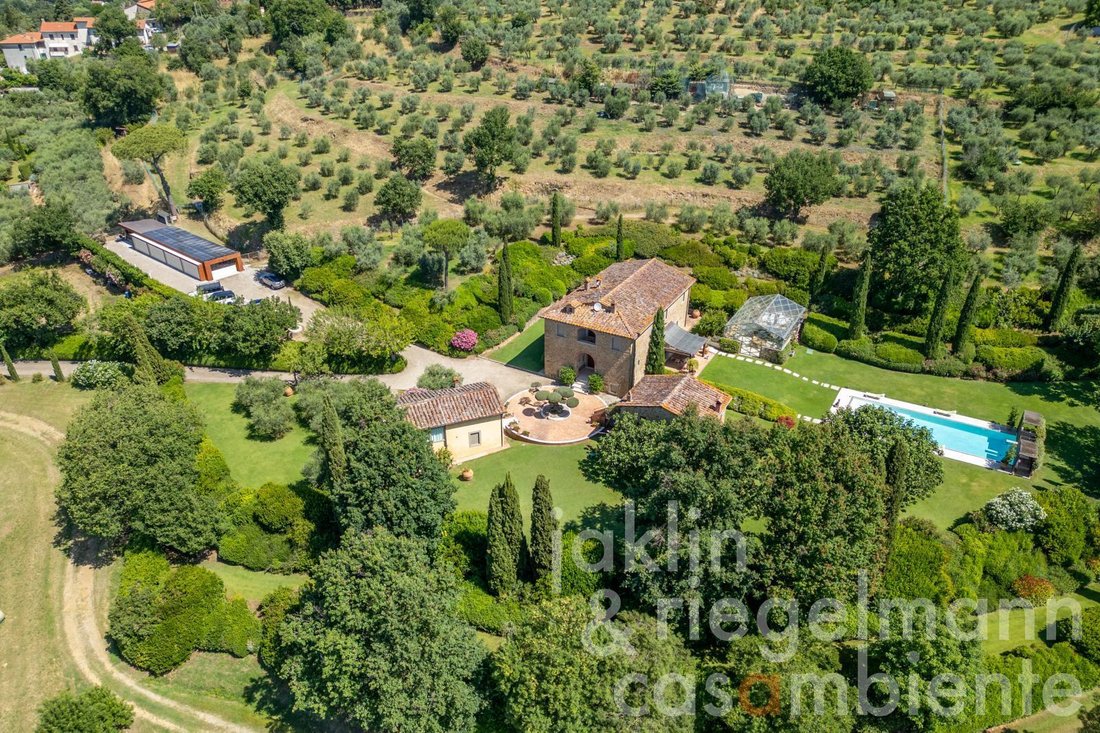 Estate in Center, Arezzo, Tuscany 3 - 16123357