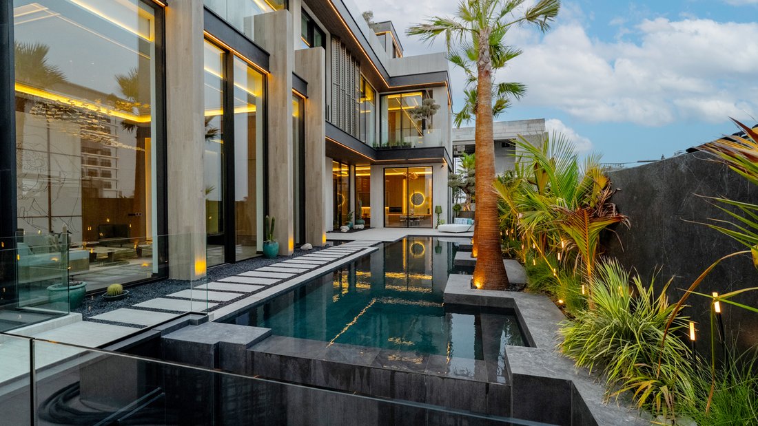 Villa in Jumeirah, Dubai, United Arab Emirates 1 - 16123646