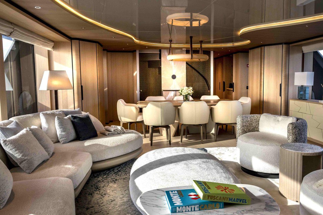 Motor Yacht in Italy 3 - 16123912