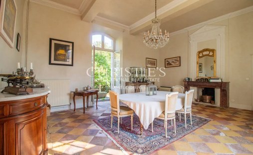 Castle for Sale in Monflanquin, Nouvelle-Aquitaine, France