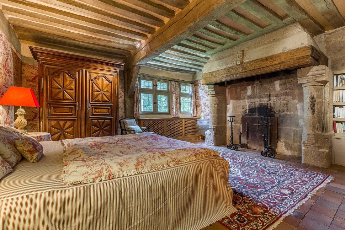 A 15th-Century Dream: Augean Manor’s Timeless Elegance in Normandy’s Golden Hills - 5