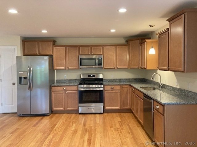 House in Middletown, Connecticut, United States 2 - 16128053