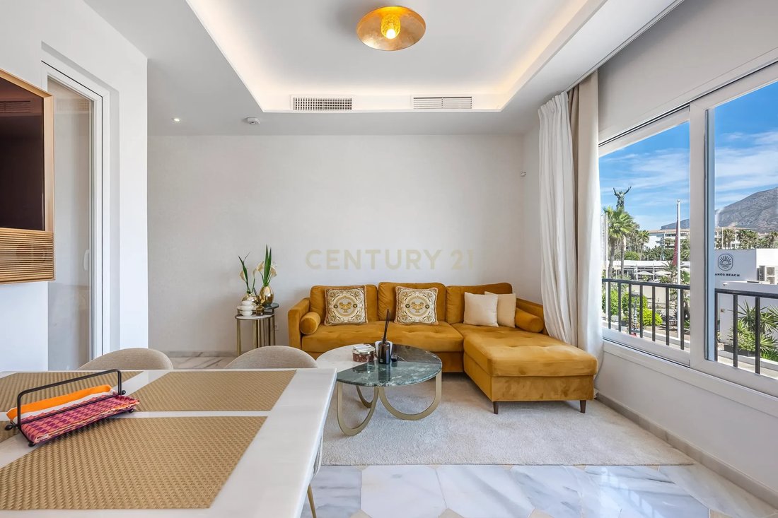 Apartment in Puerto Banus, Marbella, Spain 4 - 16128179