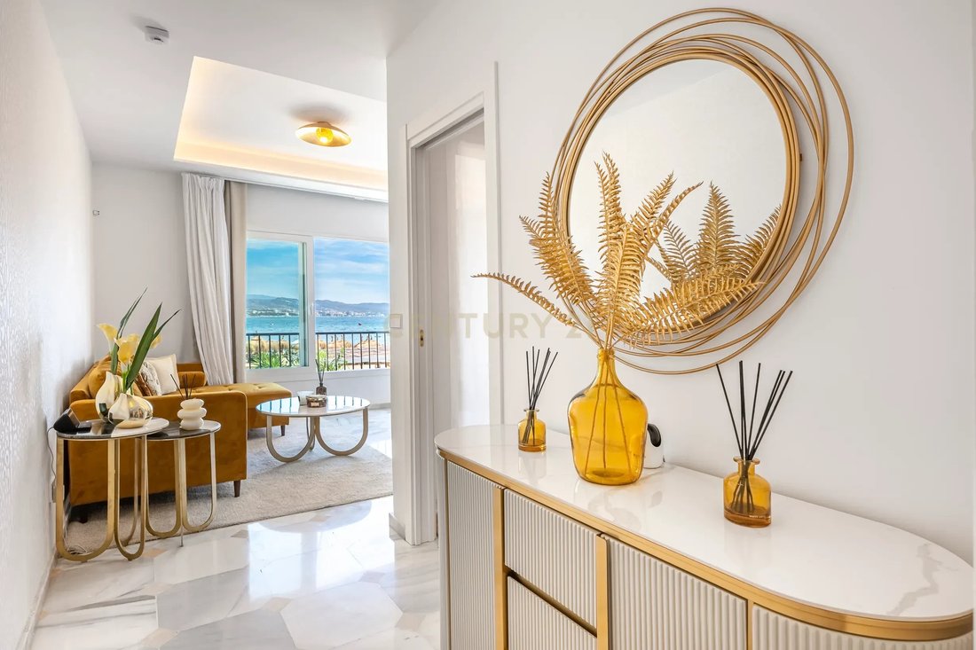 Apartment in Puerto Banus, Marbella, Spain 5 - 16128179