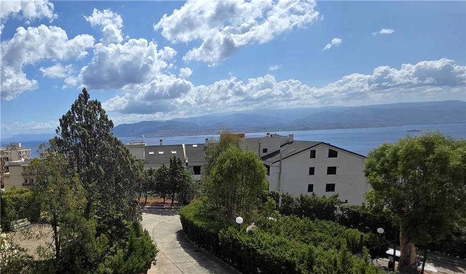 Apartment in Annunziata-Giostra-Paradiso, Messina, Sicily 1 - 16127754