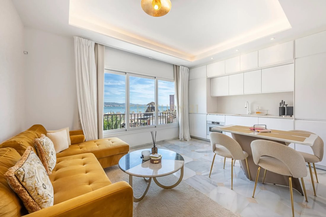 Apartment in Puerto Banus, Marbella, Spain 1 - 16128179