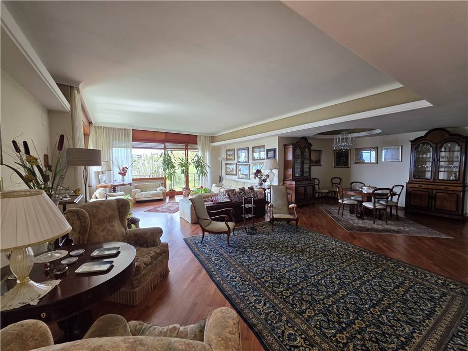 Apartment in Annunziata-Giostra-Paradiso, Messina, Sicily 5 - 16127754