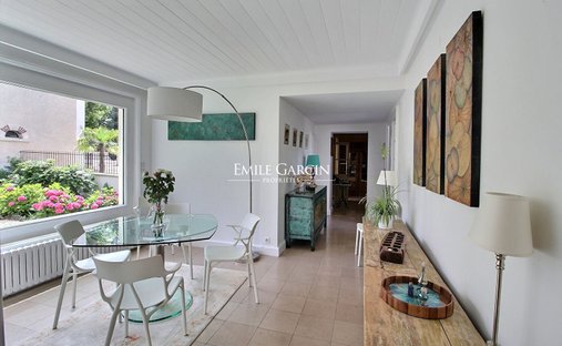 Castle for Sale in Auxerre, Bourgogne-Franche-Comté, France