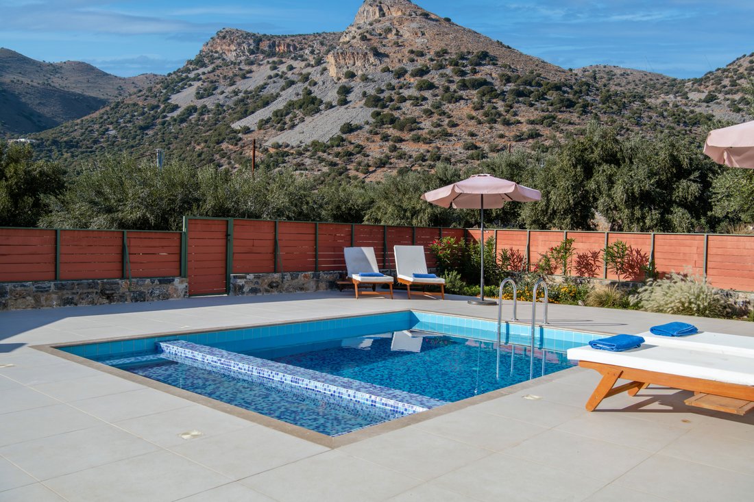 Villa in Community of Elounta, Agios Nikolaos Municipal Unit, Greece 4 - 15904157