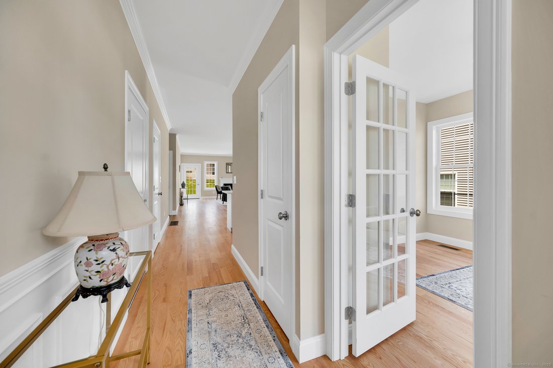 House in Middletown, Connecticut, United States 4 - 16128053