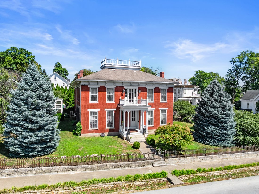 House in Louisiana, Missouri, United States 1 - 16129347