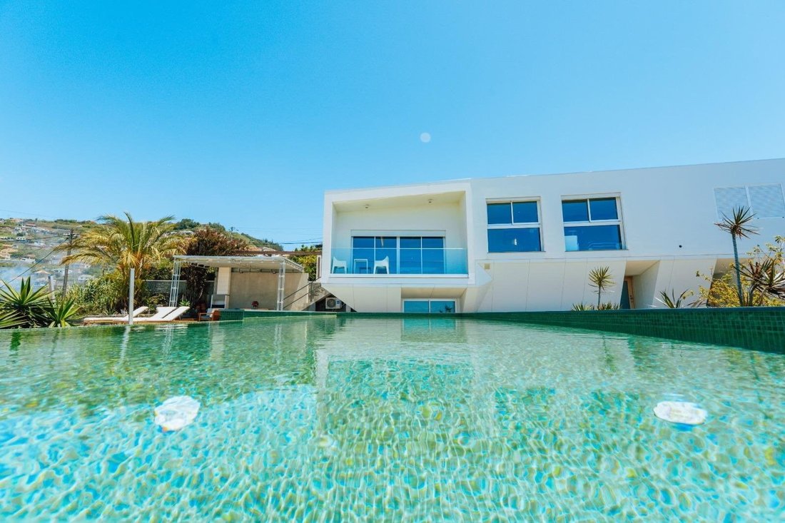 Villa in Ponta do Sol, Madeira, Portugal 1 - 16129385