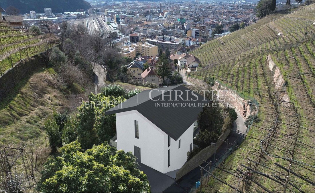 Villa in Europe-Novacella / Europa-Novacella, Bolzano / Bozen, Trentino – Alto Adige/Südtirol 2 - 16133740