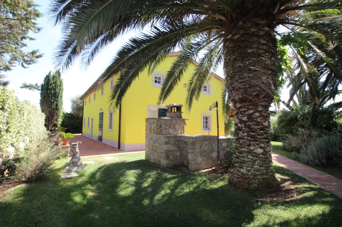 Villa in San Vincenzo, Tuscany, Italy 4 - 16135279