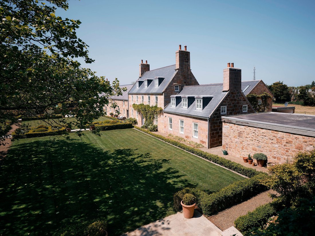Country House in Jersey, St Lawrence, Jersey 1 - 16129511