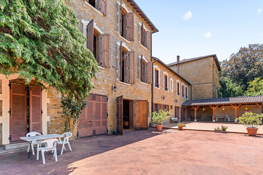 House in Arrondissement of Villefranche-sur-Saône, Auvergne-Rhône-Alpes, France 3 - 16130763