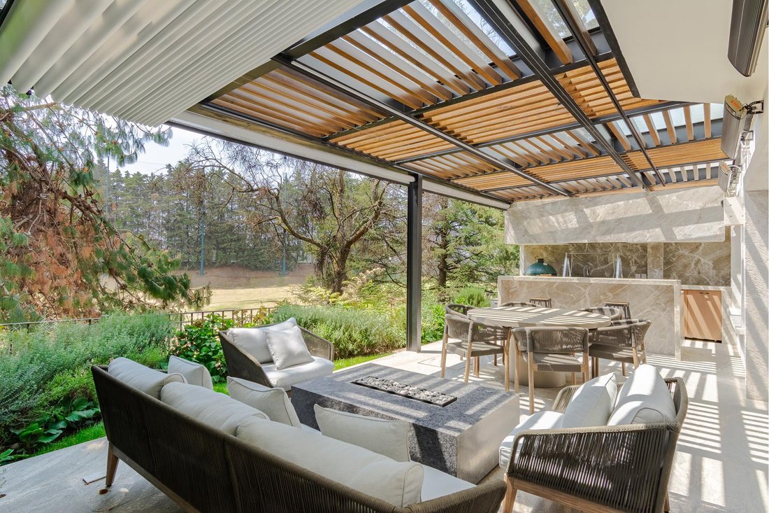 House in Club De Golf, Los Encinos, State of Mexico, United States 4 - 16049839