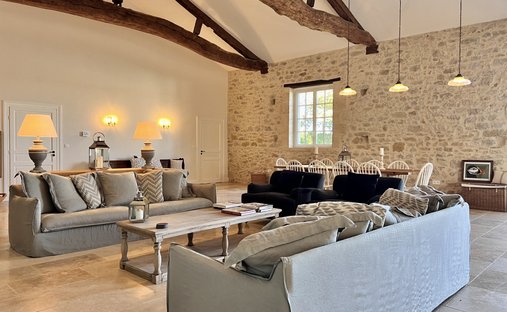 Castle for Sale in Monségur, Nouvelle-Aquitaine, France