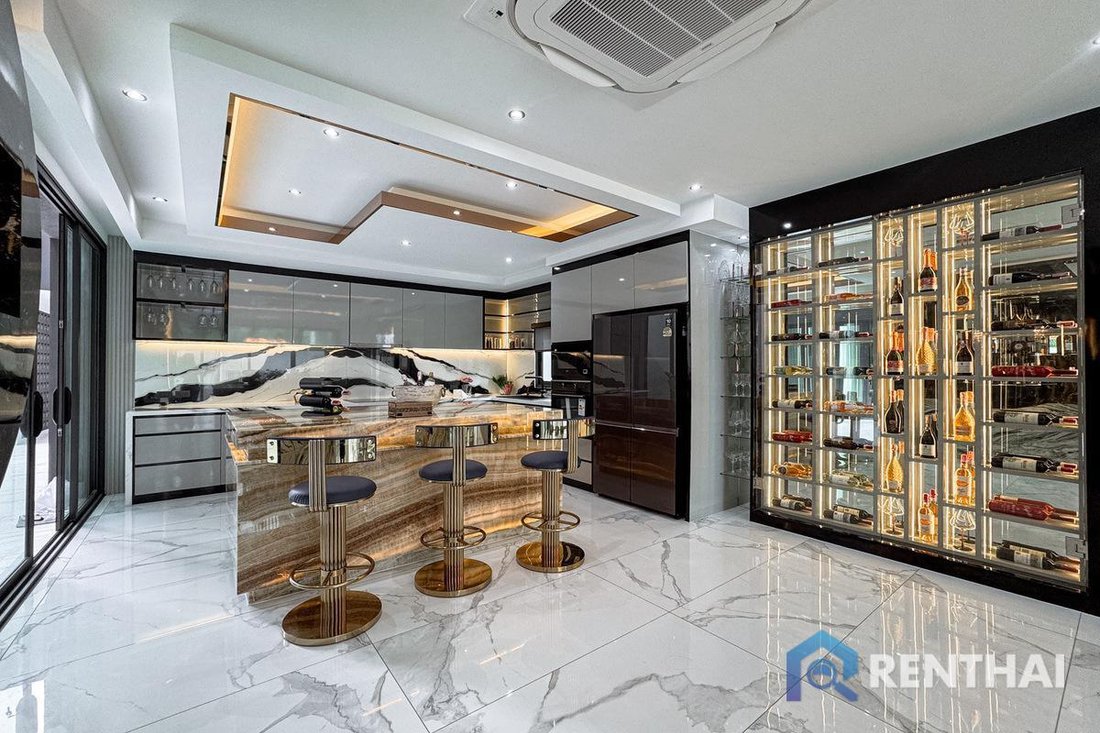 Villa in Pattaya City, Chon Buri, Thailand 4 - 16133888