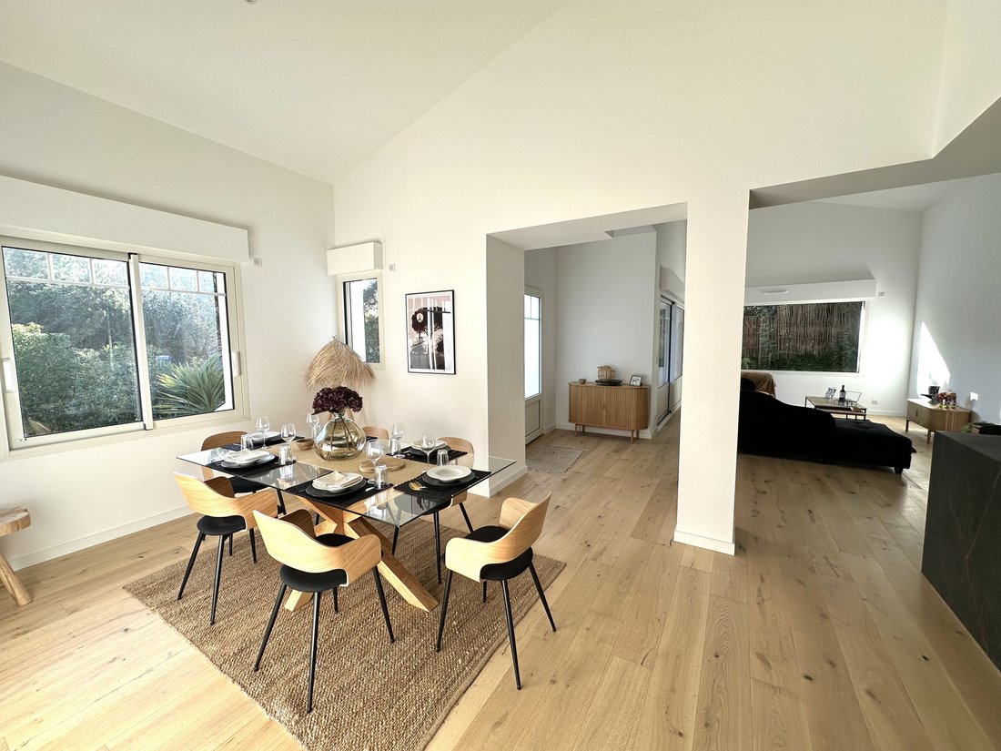 Villa in Aiguillon, Arcachon, France 2 - 16130343