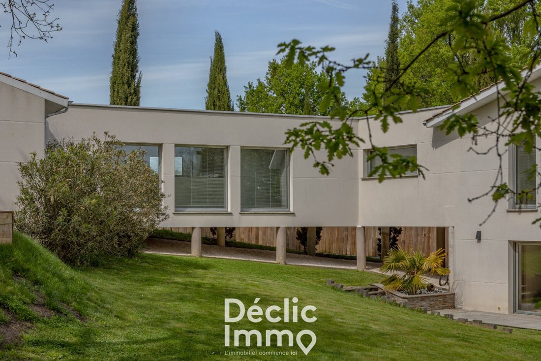 House in Fargues-Saint-Hilaire, Nouvelle-Aquitaine, France 4 - 16130132