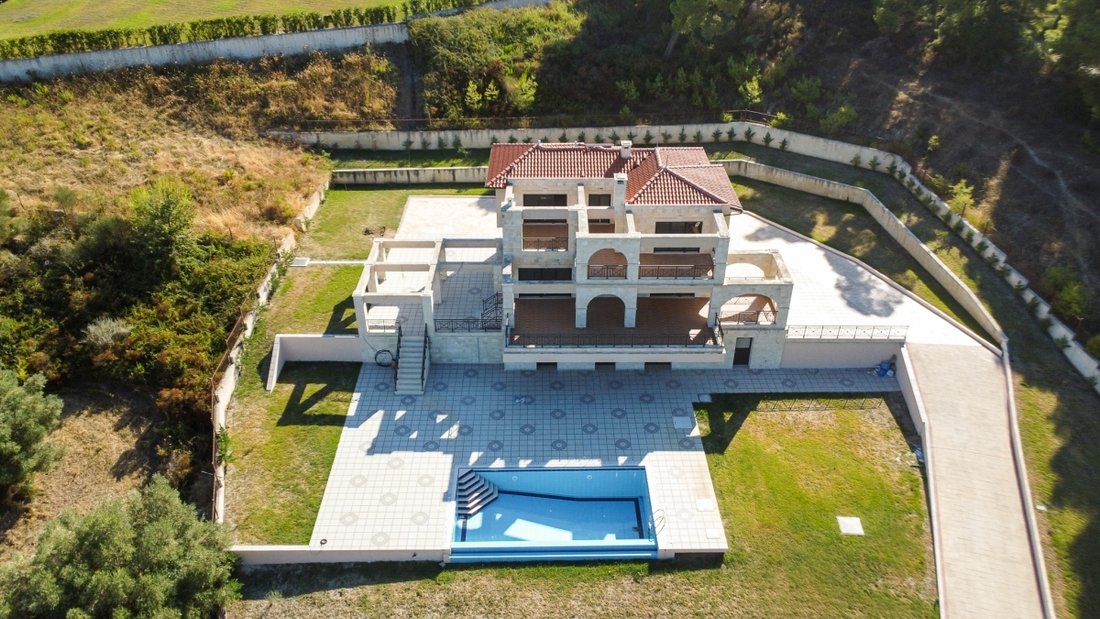 Villa in Pallini Municipal Unit, Macedonia and Thrace, Greece 3 - 14245444