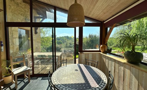 Castle for Sale in Langoiran, Nouvelle-Aquitaine, France