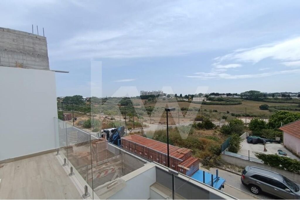 Townhouse in Almada, Cova da Piedade, Pragal e Cacilhas, Setubal, Portugal 5 - 16133784