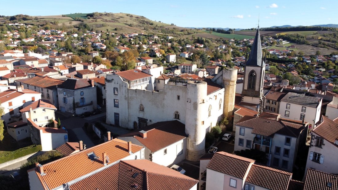 The Bishops’ Fortress: A 12th-Century Castle Crowned in Auvergne’s Skies