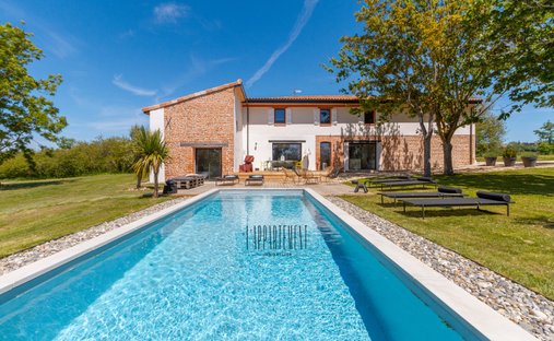 House in Catala-Cayras, Saint-Orens-de-Gameville, France 1