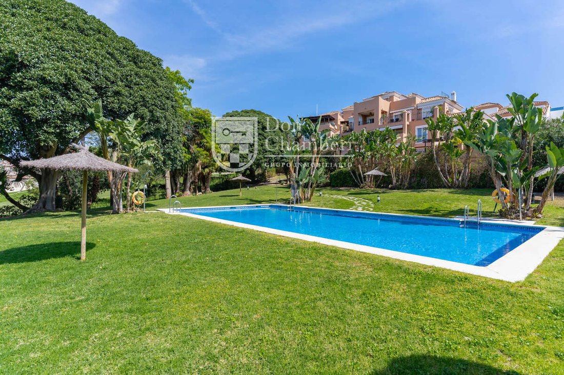 Apartment in El Madroñal, Benahavis, Spain 2 - 16129694