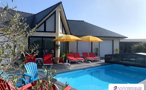 House in Sibiril, Brittany, France 1