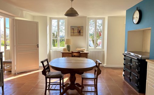 Castle for Sale in Monségur, Nouvelle-Aquitaine, France