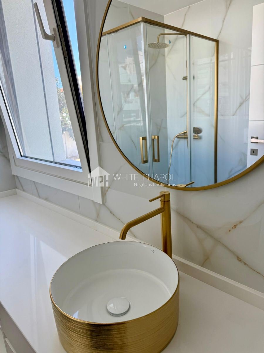 Townhouse in Caparica e Trafaria, Setubal, Portugal 5 - 16133785