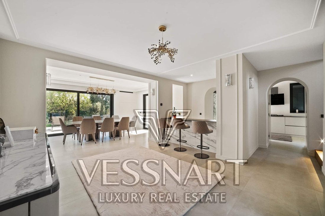 Villa in Antibes, Provence-Alpes-Côte d'Azur, France 5 - 16129663