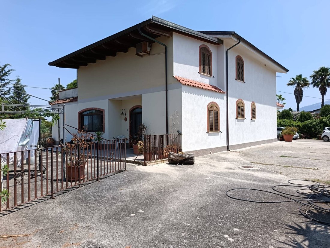 Villa in Paestum, Campania, Italy 3 - 16132715