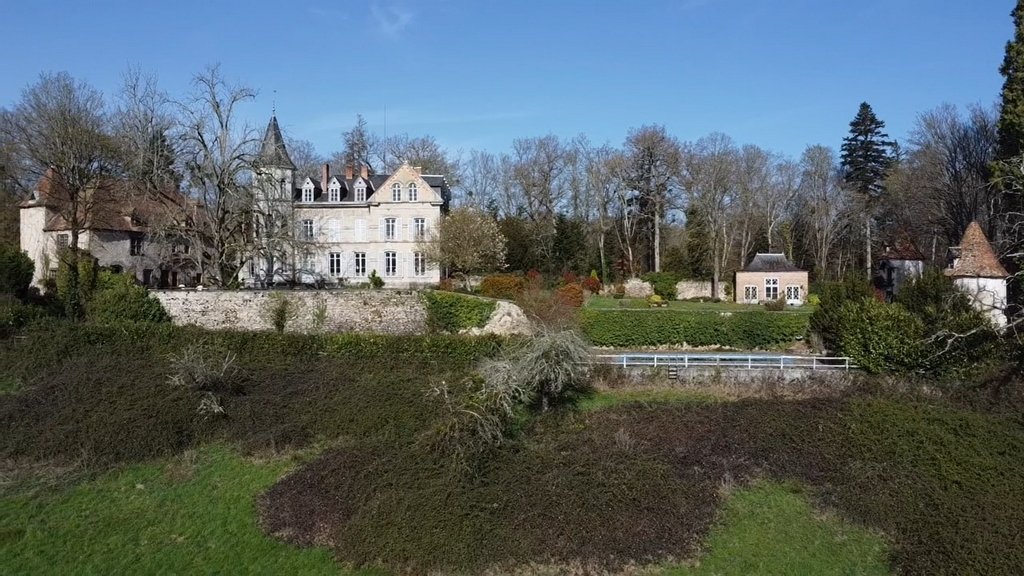 Château des Rêves Éternels: A Napoleon III Masterpiece in Auvergne’s Embrace